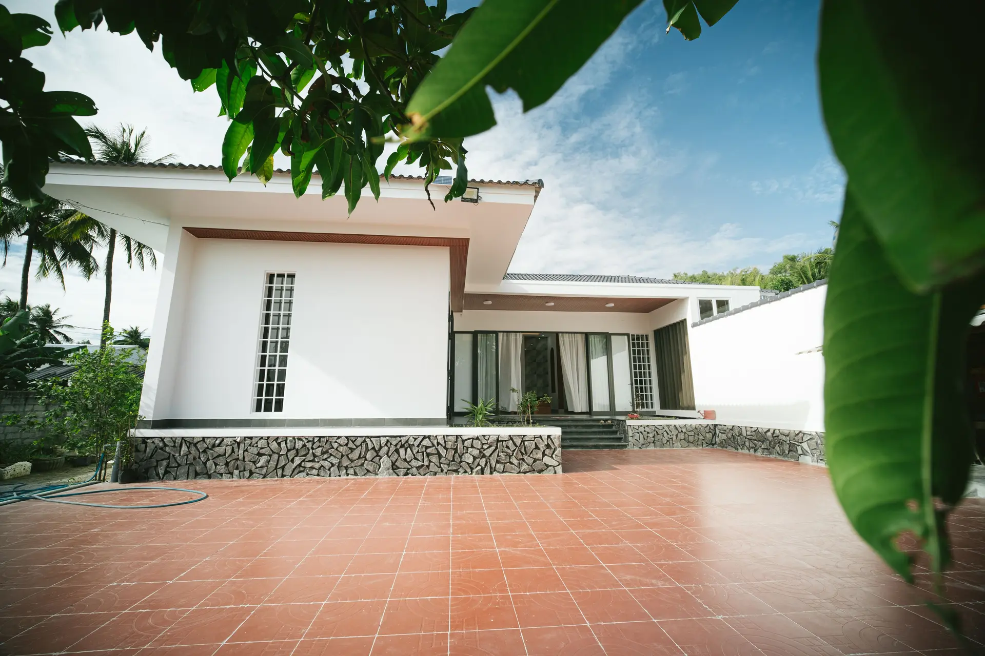 COST-CONTROLLED SUPPLY FOR LARGE HOUSING PROGRAMMES